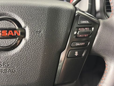 Used 2022 Nissan Titan PRO-4X w/ Pro-4x Convenience Package AWD/4WD image 18