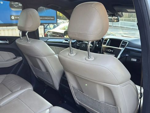 Used 2015 Mercedes-Benz GL 450 4MATIC image 20