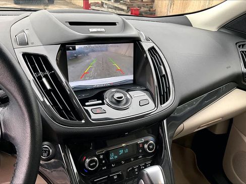 Used 2014 Ford Escape Titanium w/ Equipment Group 401A FWD image 29