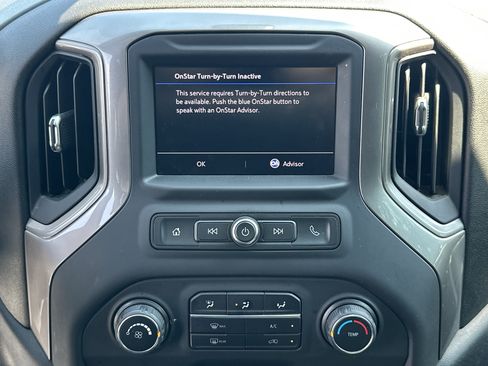 Used 2020 Chevrolet Silverado 1500 Custom w/ Custom Value Package AWD/4WD image 24