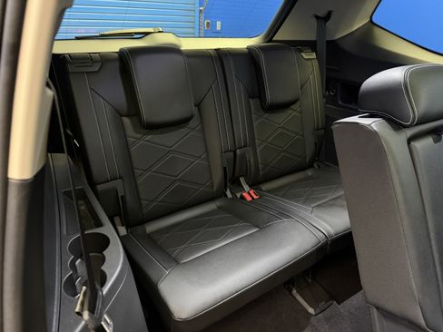 Used 2026 Volkswagen Atlas SE w/ Panoramic Sunroof Package FWD image 27