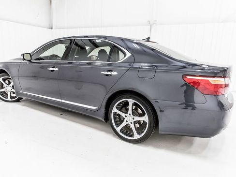 Used 2010 Lexus LS 460 L RWD image 5