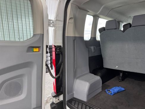 Used 2019 Ford Transit 350 XLT RWD image 32