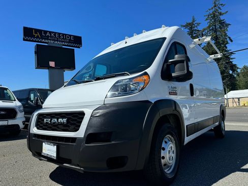 Used 2021 RAM ProMaster 2500 FWD image 1