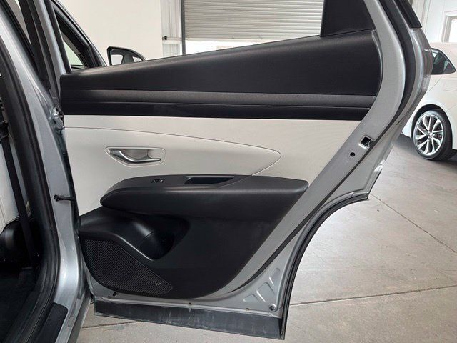 Used 2025 Hyundai Tucson SEL AWD/4WD image 16