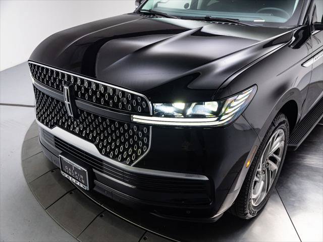 New 2027 Lincoln Navigator Premiere RWD image 9