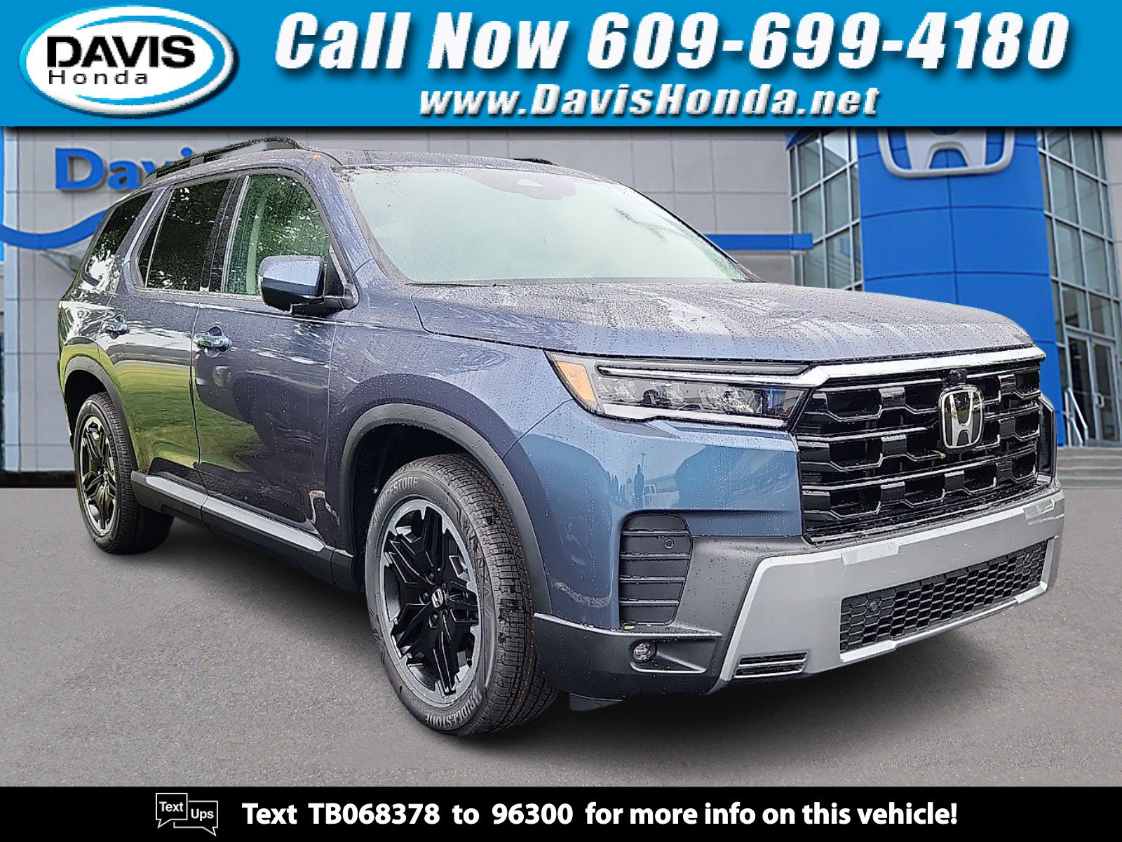 New 2026 Honda Pilot Touring image 1