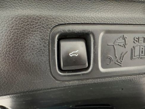 Used 2020 Ford Expedition Platinum image 34