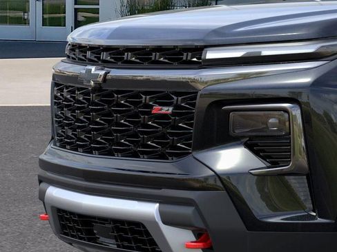 New 2026 Chevrolet Traverse Z71 w/ Driver Confidence Package image 13