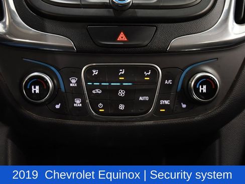 Used 2019 Chevrolet Equinox LT image 23