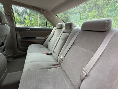 Used 2006 Toyota Camry LE FWD image 18