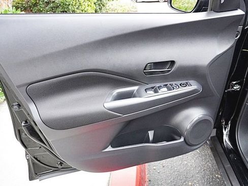 Used 2024 Nissan Kicks S image 22