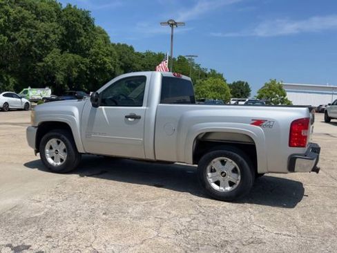 Used 2011 Chevrolet Silverado 1500 LT w/ Interior Plus Package AWD/4WD image 6