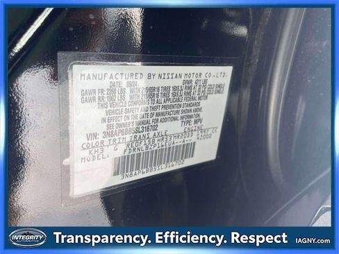 Certified 2025 Nissan Kicks S image 18