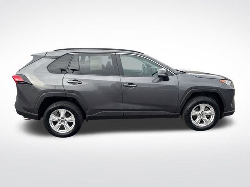 Used 2019 Toyota RAV4 XLE image 8