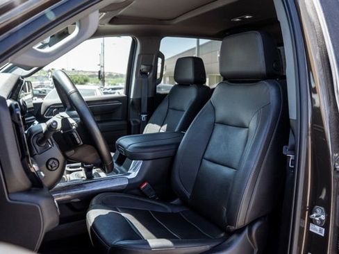 Used 2023 Chevrolet Silverado 1500 LTZ w/ Technology Package AWD/4WD image 26