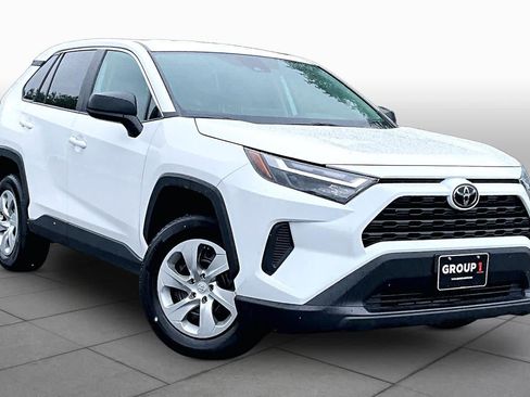 Used 2023 Toyota RAV4 LE AWD/4WD image 3
