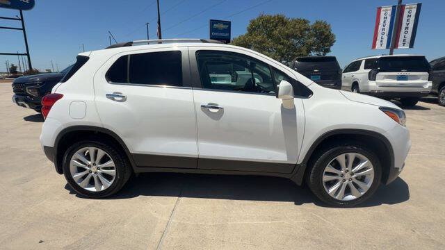 Used 2018 Chevrolet Trax Premier w/ LPO, Protection Package AWD/4WD image 9