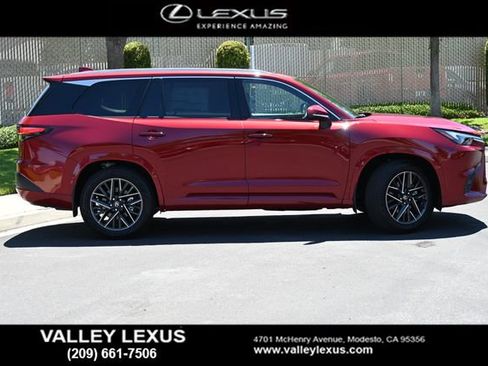 New 2026 Lexus TX 350 AWD image 3