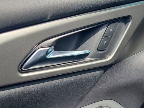 New 2026 Chevrolet Traverse LT FWD image 16