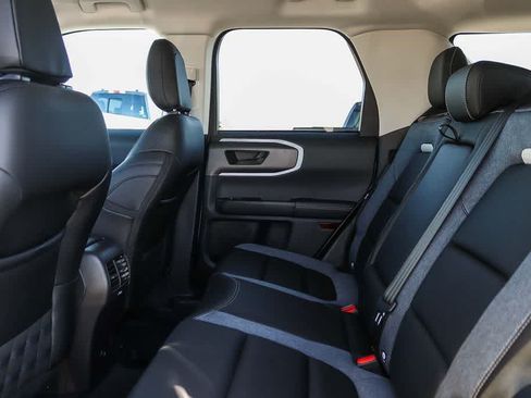 Used 2025 Ford Bronco Sport Outer Banks AWD/4WD image 18