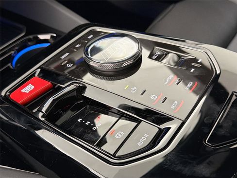 New 2026 BMW M5 w/ Executive Package AWD/4WD image 17
