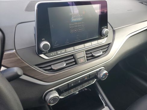 Used 2023 Nissan Altima 2.5 SV image 25