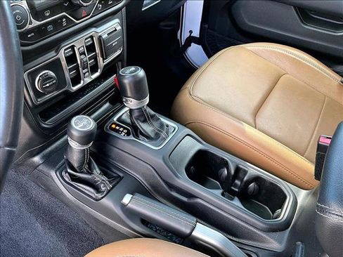 Used 2022 Jeep Wrangler Unlimited Sahara w/ Safety Group image 14