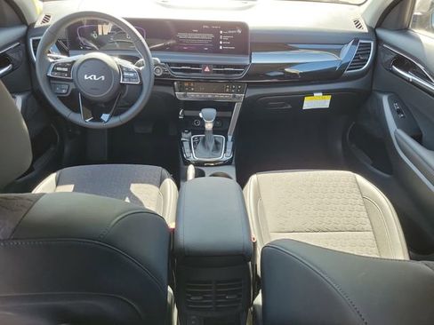 New 2026 Kia Seltos S FWD image 10