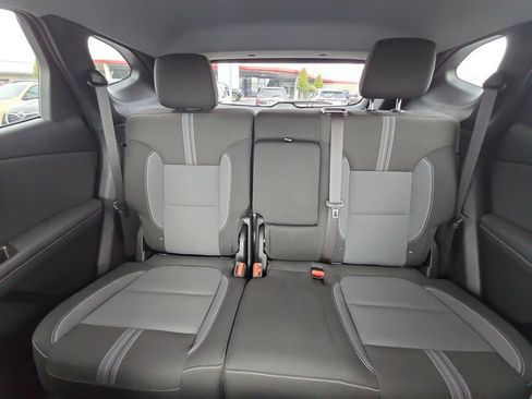 Used 2024 Chevrolet Blazer LT w/ Convenience Package FWD image 30