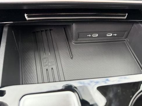 New 2026 Volkswagen Atlas SE image 25