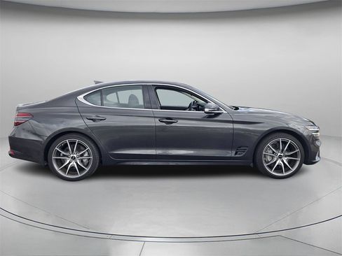 Certified 2025 Genesis G70 2.5T image 4