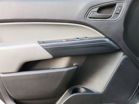 Used 2019 Chevrolet Colorado W/T image 19