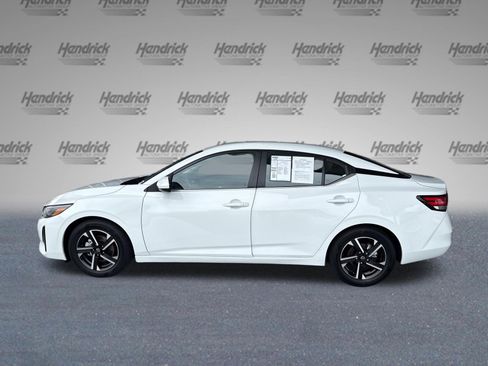 Used 2025 Nissan Sentra SV FWD image 6