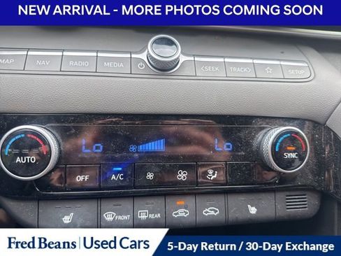 Used 2023 Hyundai Elantra SEL w/ Convenience Package FWD image 15