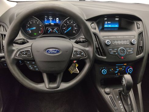 Used 2018 Ford Focus SE FWD image 22