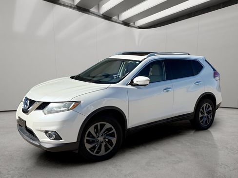 Used 2015 Nissan Rogue SL w/ SL Premium Package AWD/4WD image 3