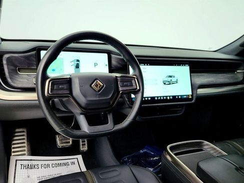 Used 2022 Rivian R1T Launch Edition image 12