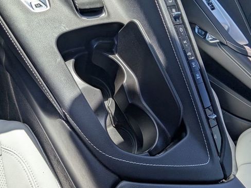 Used 2022 Chevrolet Corvette Stingray Coupe w/ Z51 Performance Package image 26