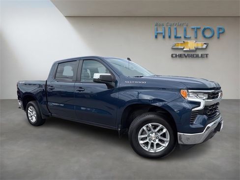 Used 2022 Chevrolet Silverado 1500 LT image 2