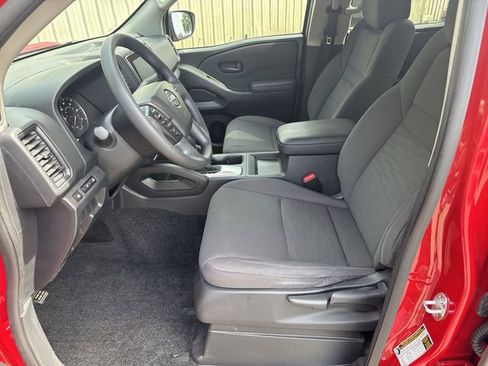 Used 2022 Nissan Frontier S w/ Technology Package RWD image 14