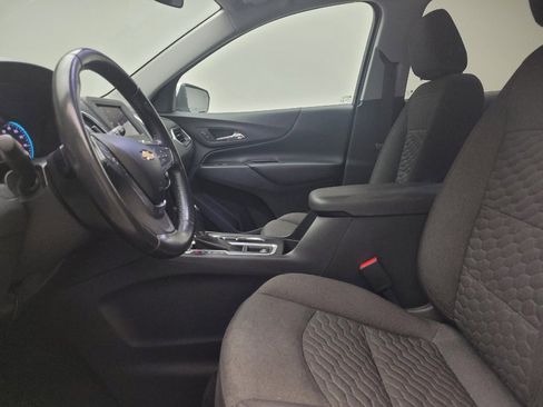 Used 2020 Chevrolet Equinox LT image 17