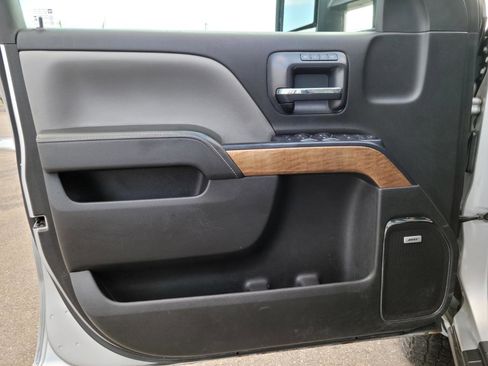 Used 2015 Chevrolet Silverado 2500 LTZ w/ Duramax Plus Package image 8