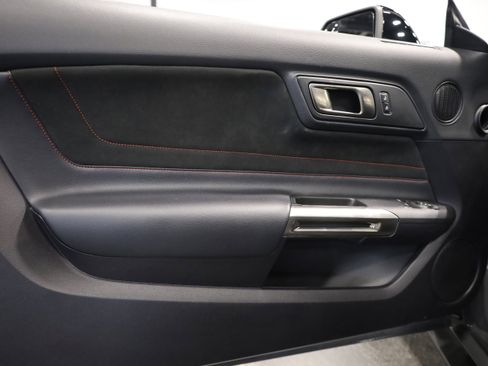 Used 2018 Ford Mustang Shelby GT350R w/ GT350R Equipment Group 920A image 14