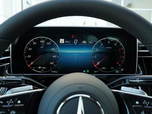 New 2026 Mercedes-Benz E 450 4MATIC Sedan image 18