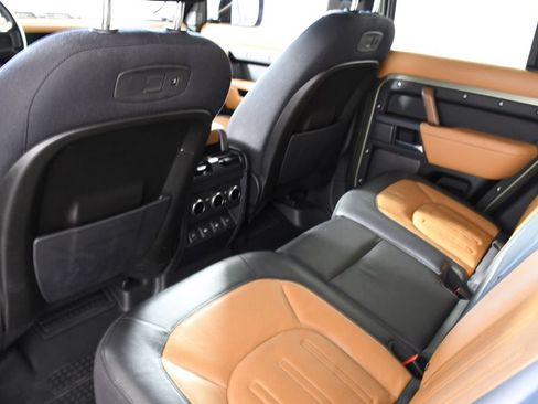Used 2020 Land Rover Defender 110 X AWD/4WD image 27