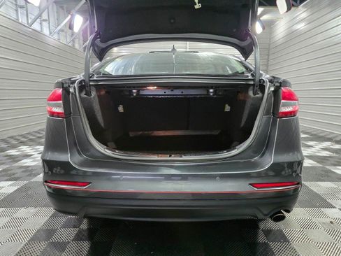 Used 2020 Ford Fusion SEL image 37