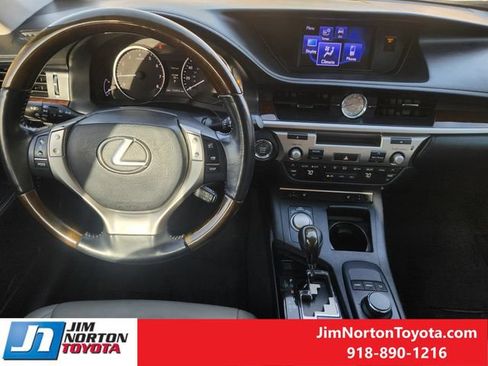 Used 2013 Lexus ES 350 w/ Premium Pkg image 27