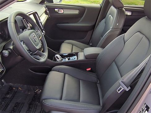 New 2026 Volvo XC40 B5 Plus w/ Protection Package Premier image 15