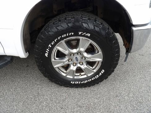 Used 2017 Ford F150 Lariat AWD/4WD image 9